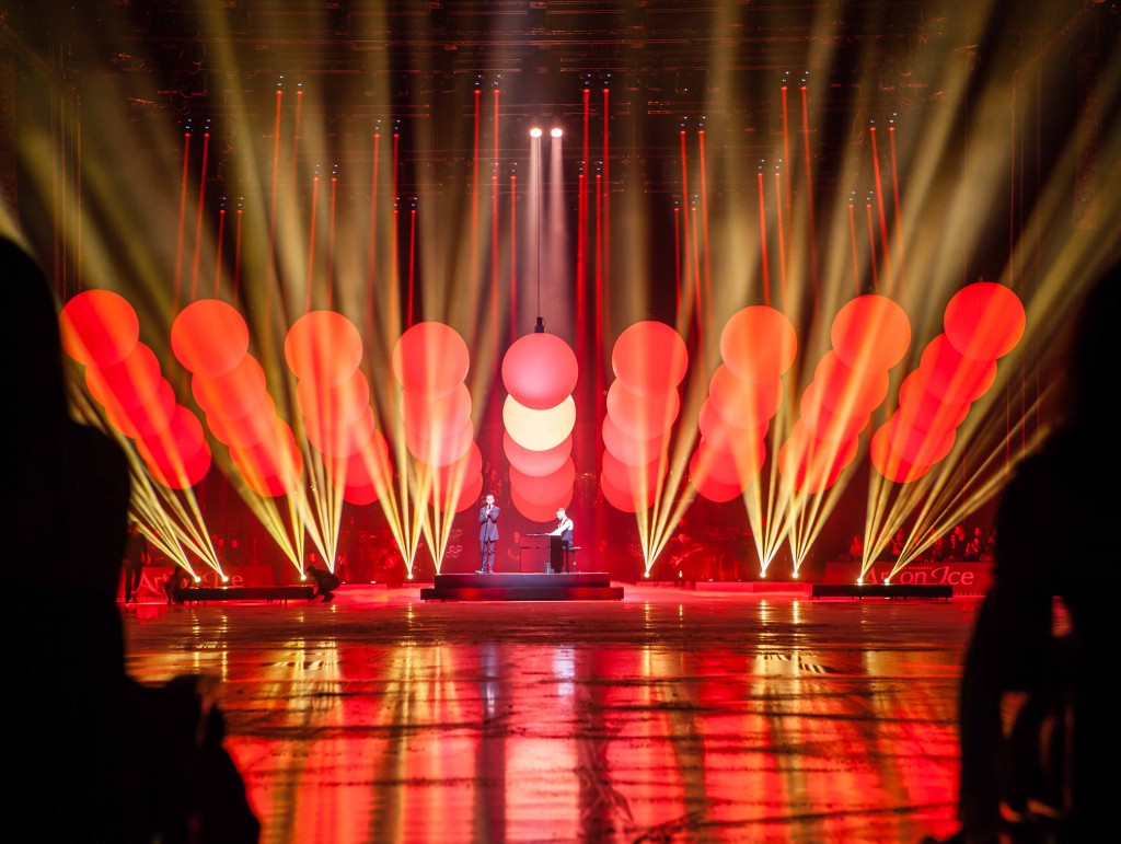 Lighting & Set design for the “Art on Ice” tour – project image 30