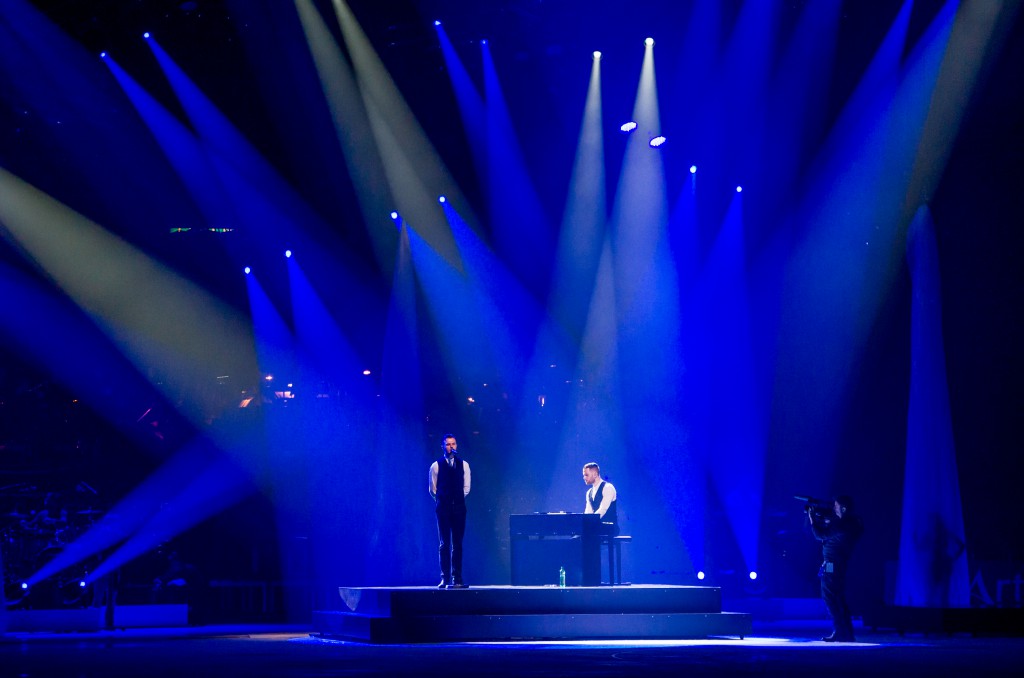 Lighting & Set design for the “Art on Ice” tour – project image 6
