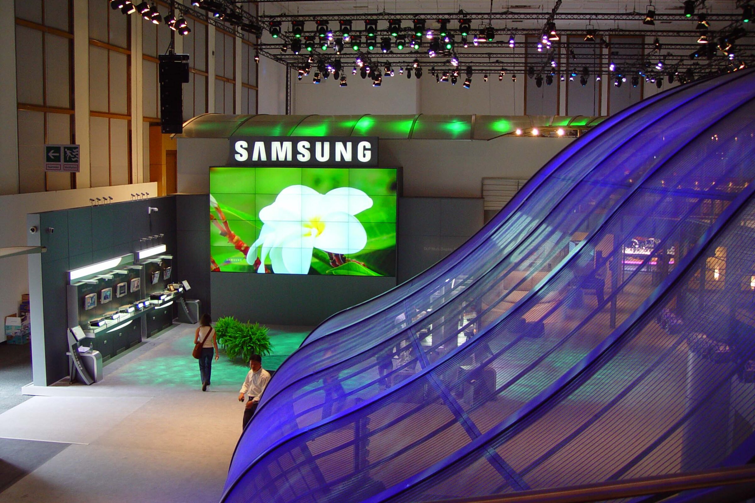 Lighting design for Samsung at IFA Berlin – project image 5