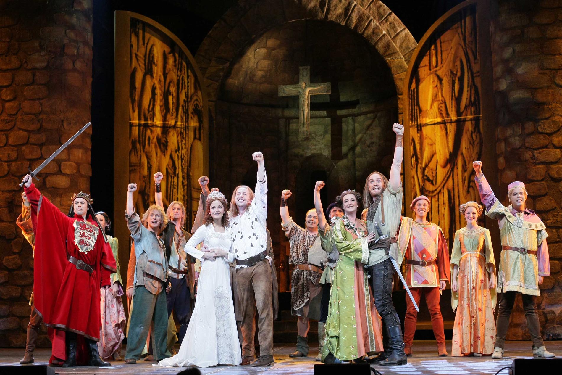 Lichtdesign zur „Robin Hood“ Musical Tour – Projektbild 26