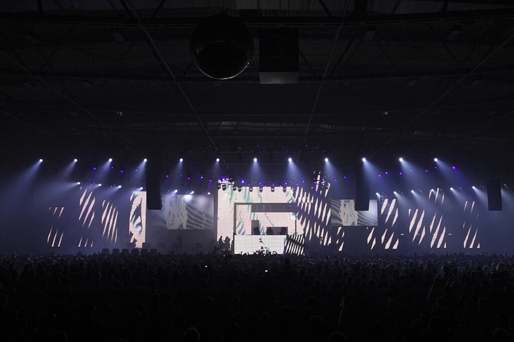 Lighting design for “United Respect II” – project image 8