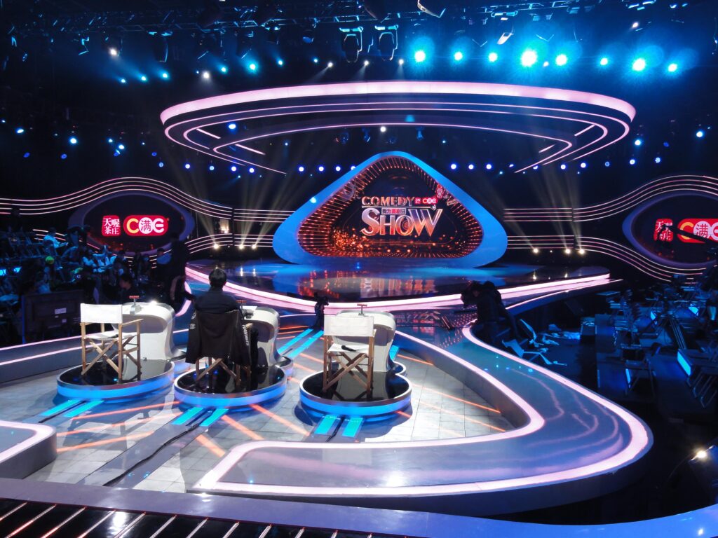 Lighting design for “I’m a comedy maniac” – project image 6