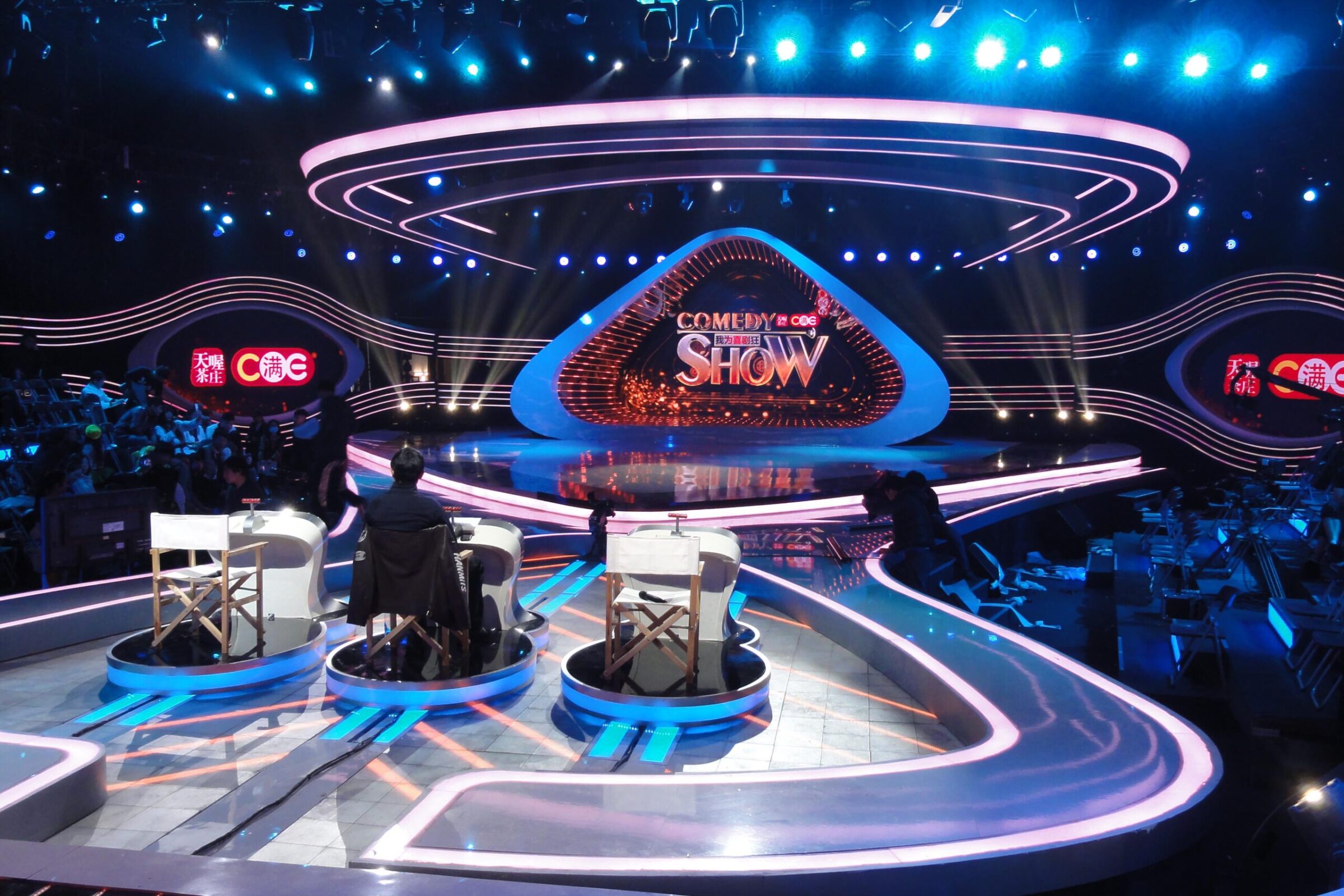 Lighting design for “I’m a comedy maniac” – project image 6