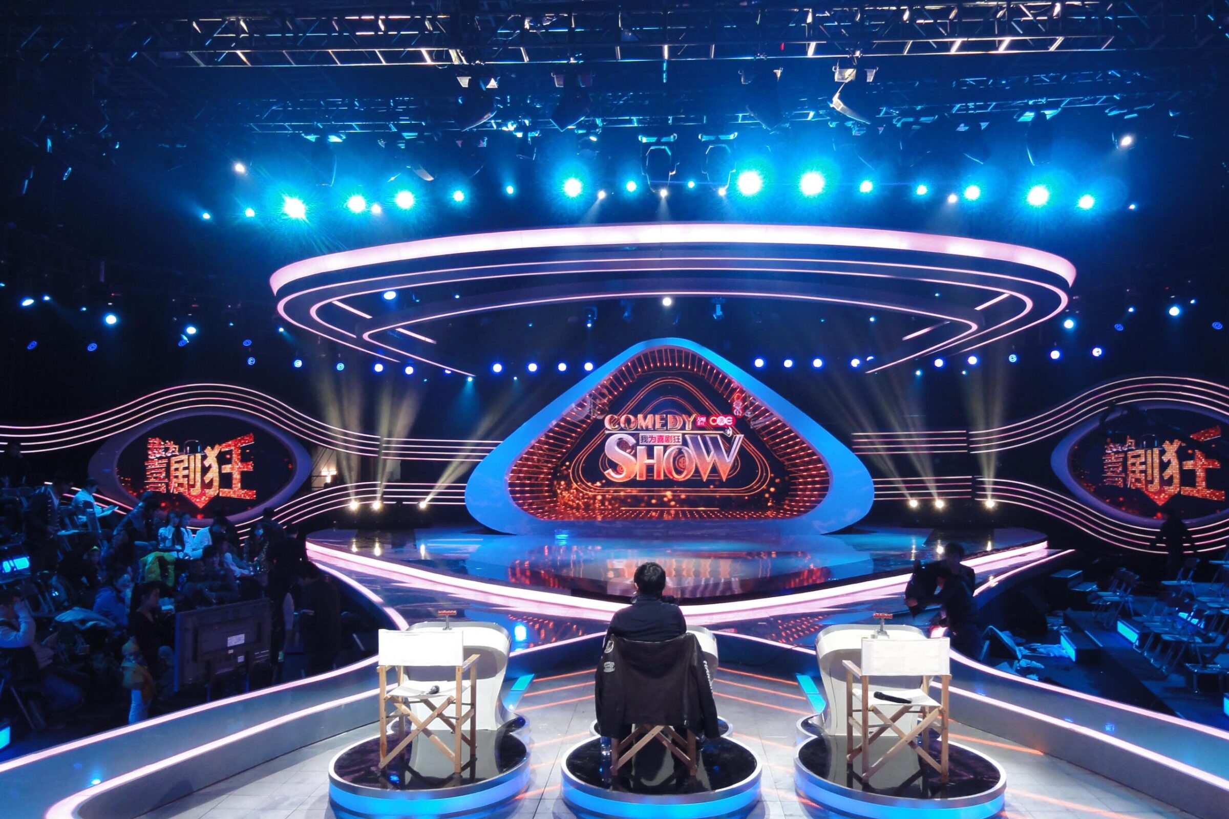 Lighting design for “I’m a comedy maniac” – project image 5