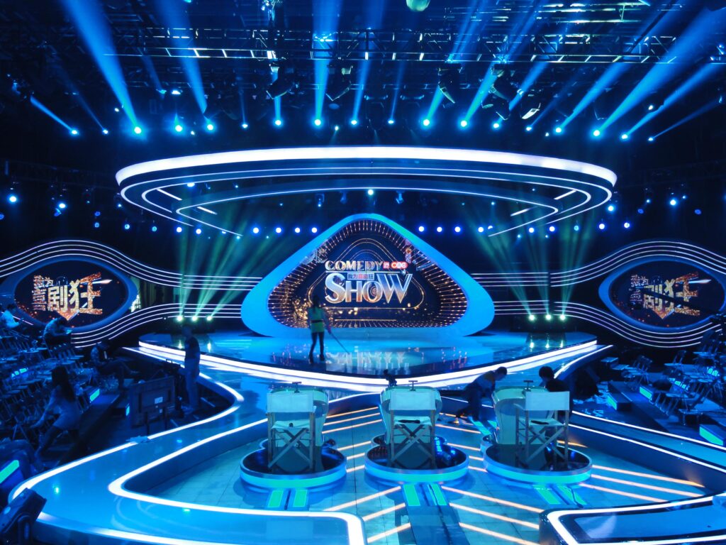Lighting design for “I’m a comedy maniac” – project image 3