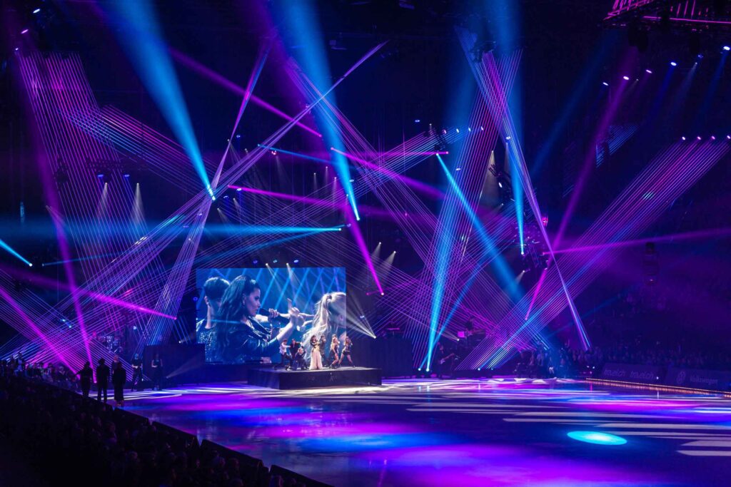 Lighting design for the “Art on Ice” tour – project image 21