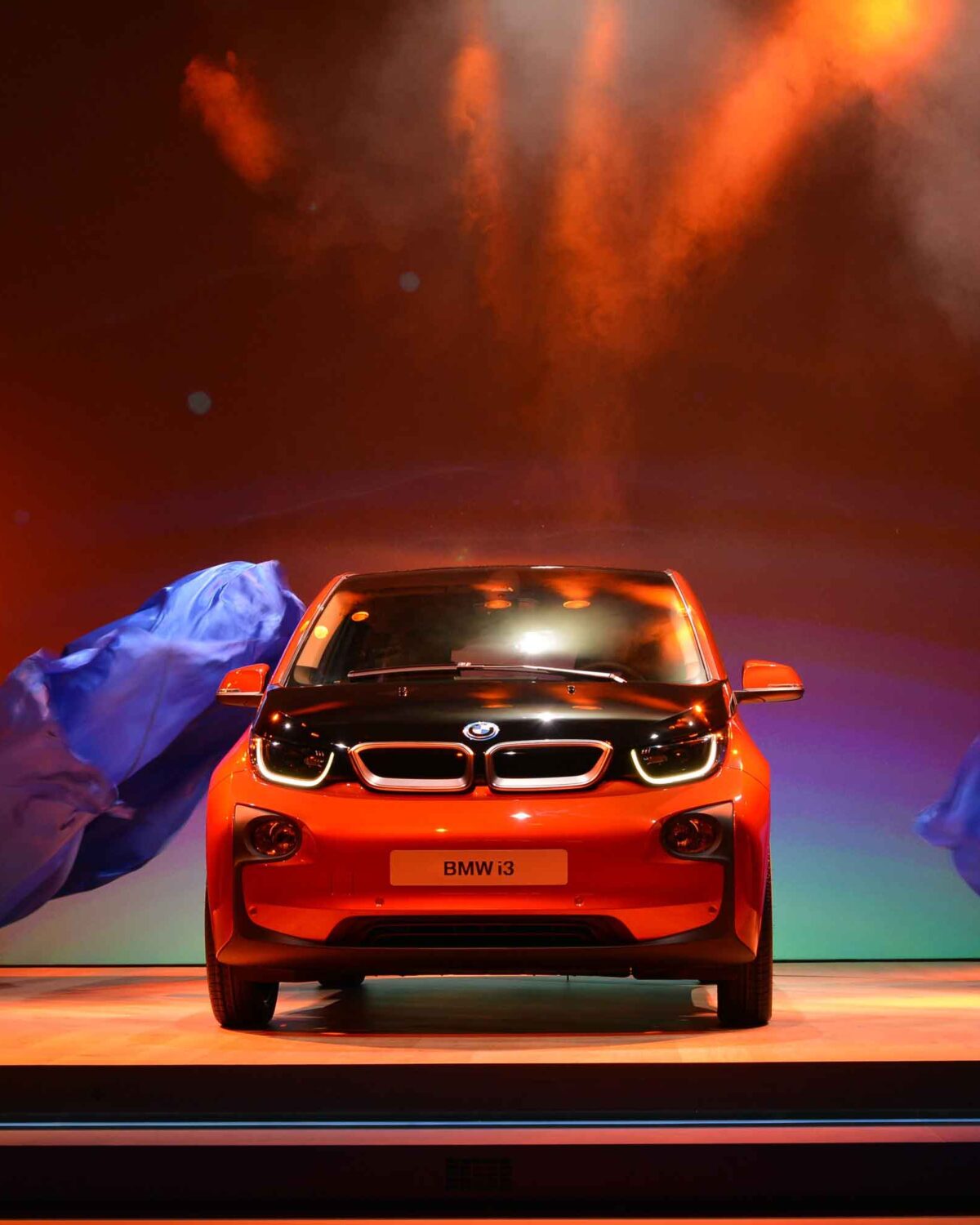 Lighting design for BMW’s i3 world premiere