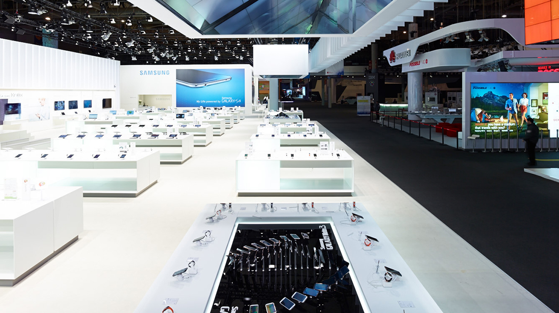 Lighting design for Samsung booth at MWC – project image 2