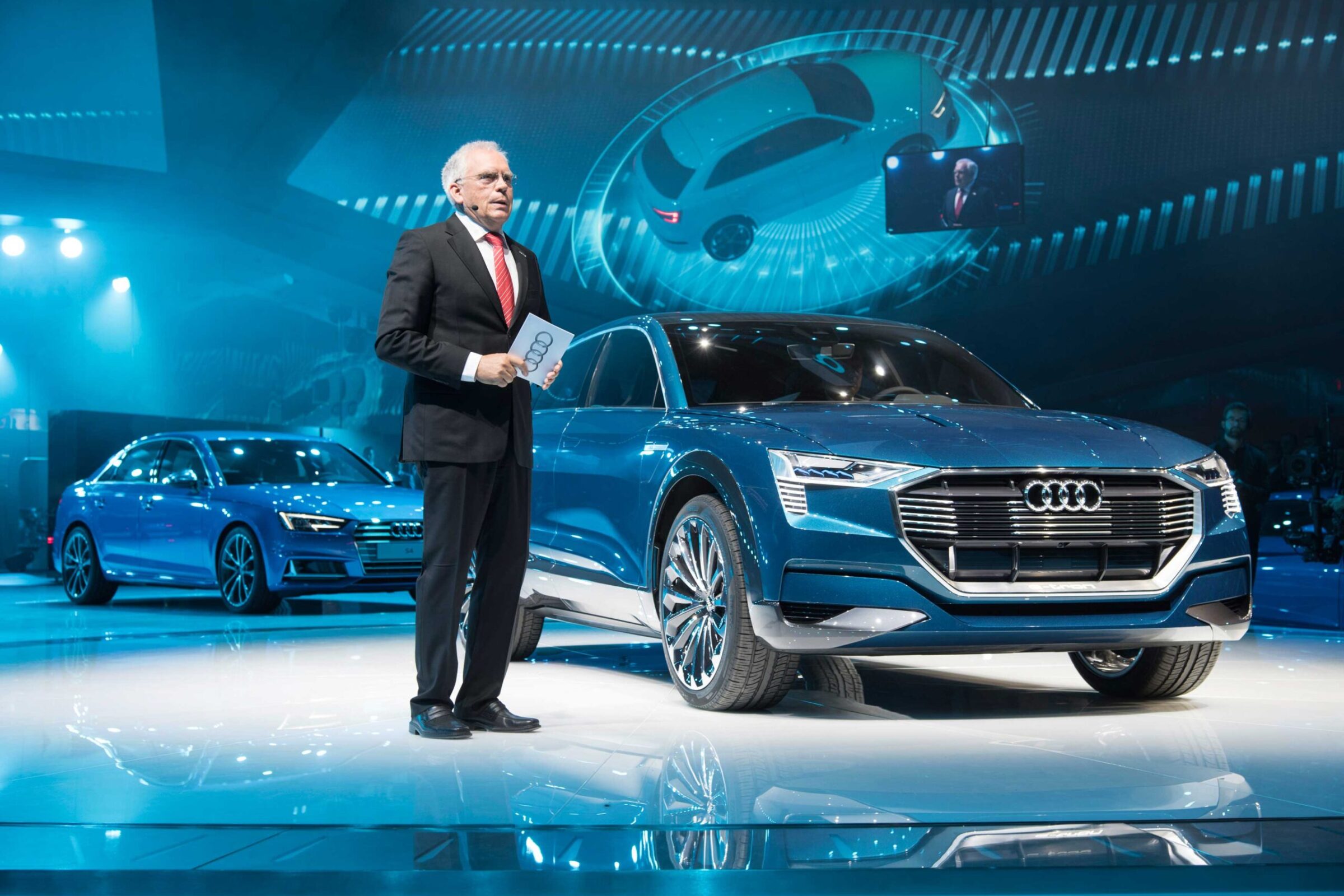 Associated lighting design for Audi’s IAA booth – project image 3