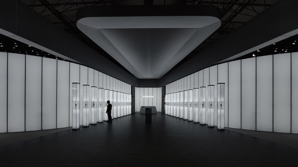 Lighting design for Samsungs MWC booth – project image 4
