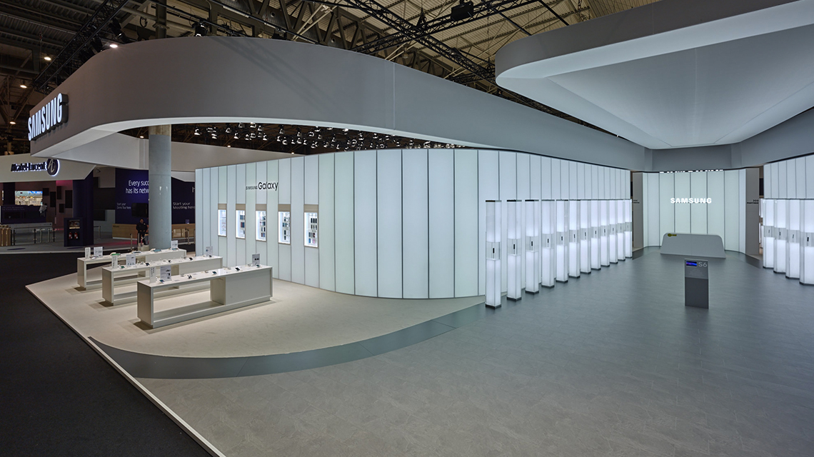 Lighting design for Samsungs MWC booth – project image 2