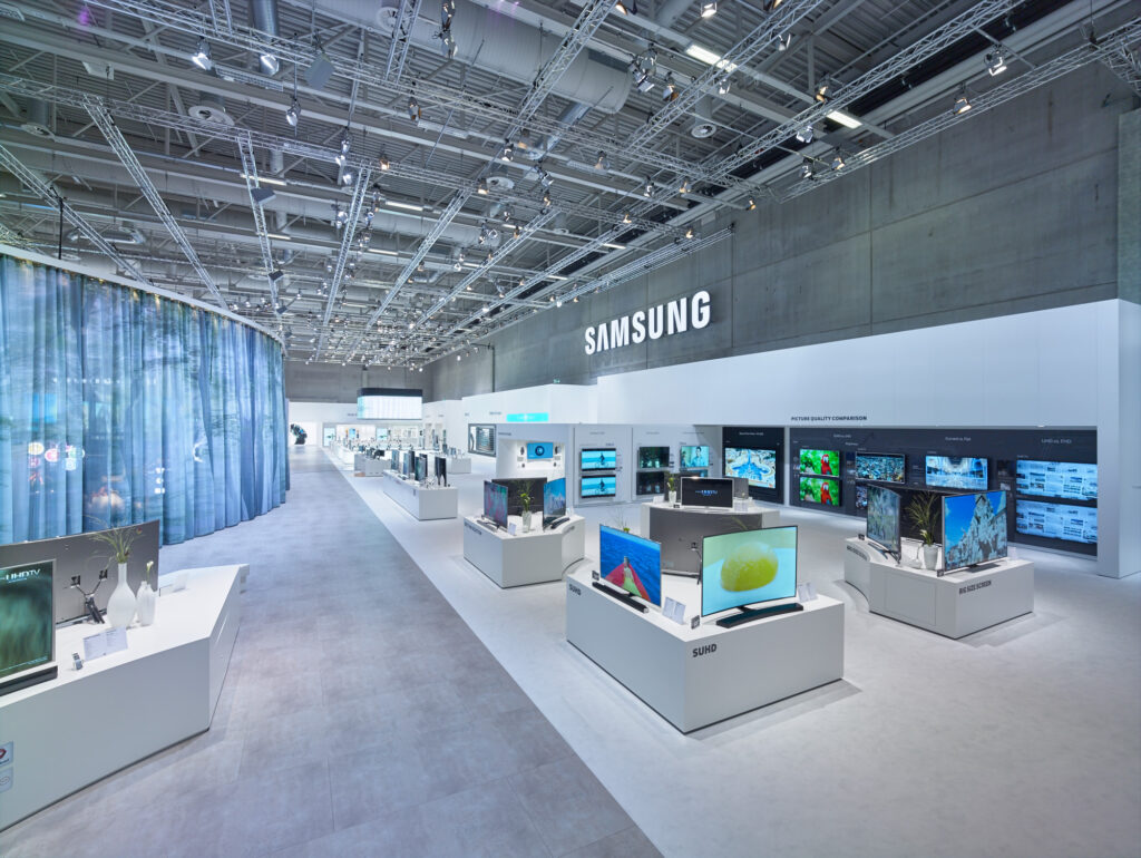 Lighting design for Samsungs IFA booth – project image 11