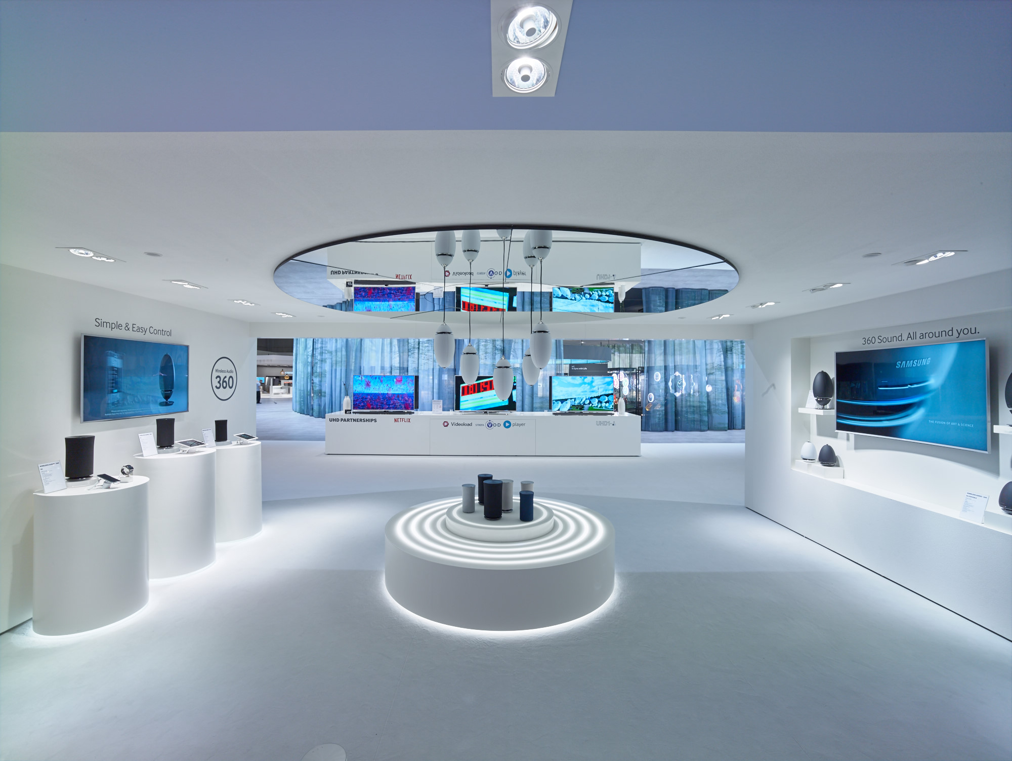 Lighting design for Samsungs IFA booth – project image 12