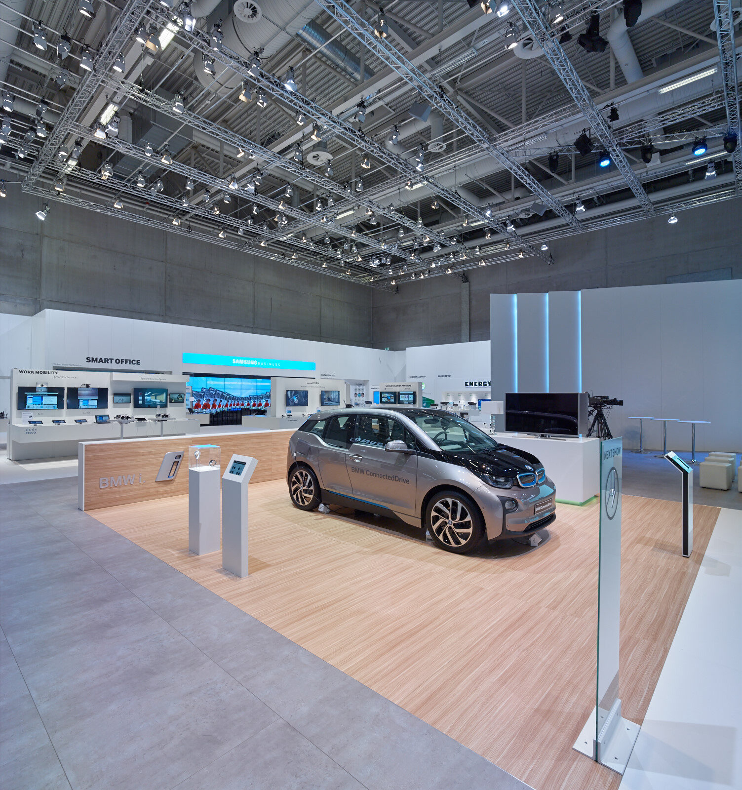 Lighting design for Samsungs IFA booth – project image 14