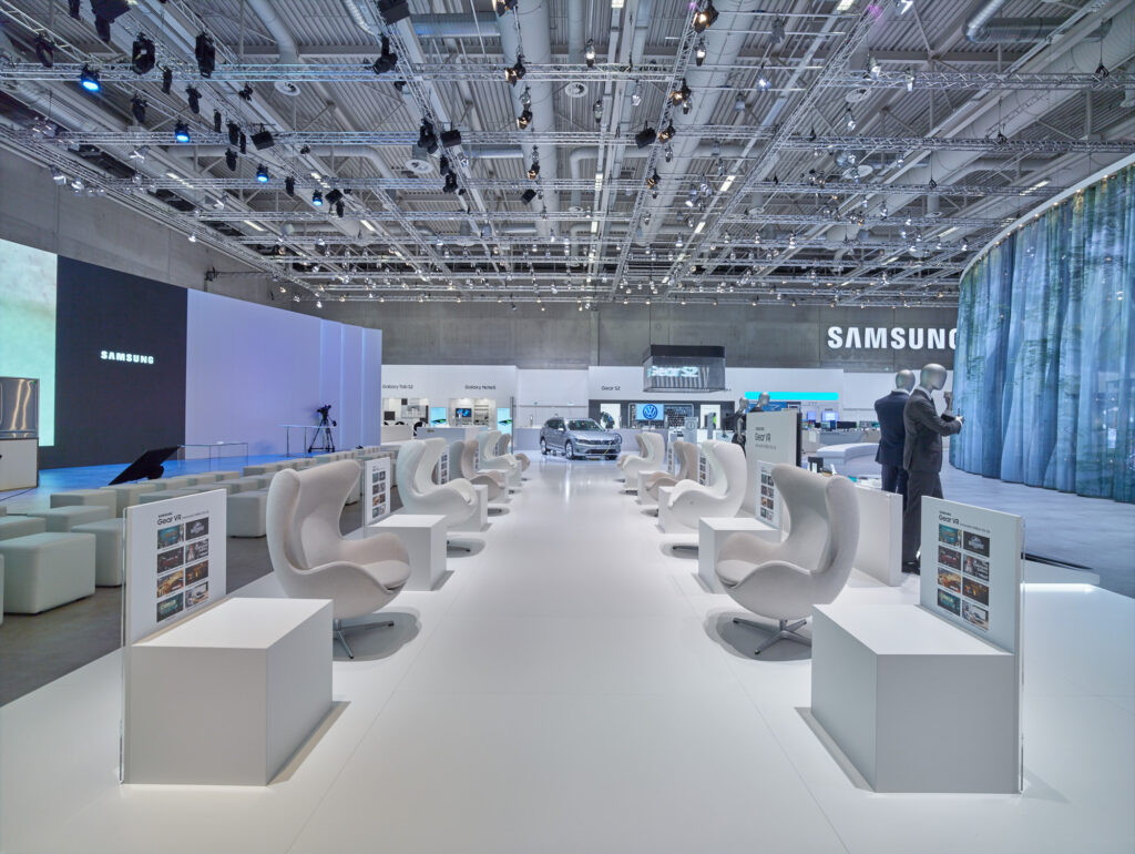 Lighting design for Samsungs IFA booth – project image 23