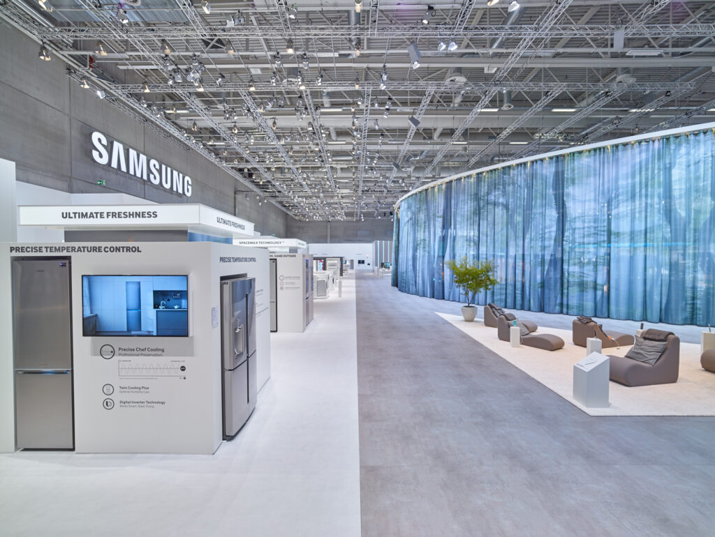 Lighting design for Samsungs IFA booth – project image 24
