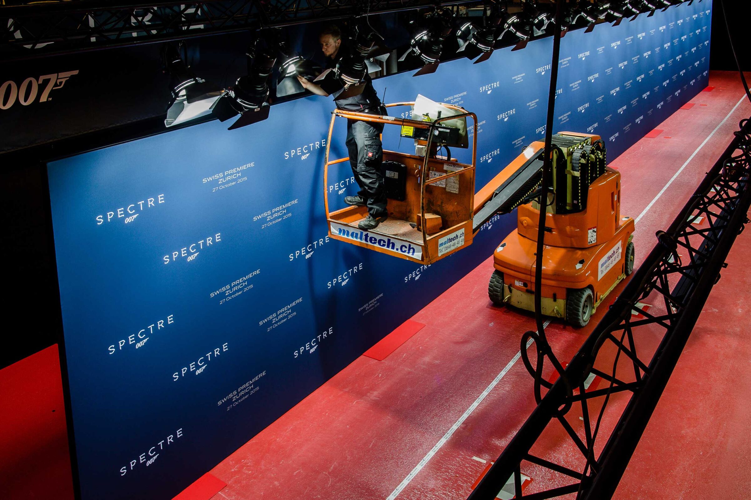 Lighting design for oo7 James Bond Premiere “Spectre” – project image 13