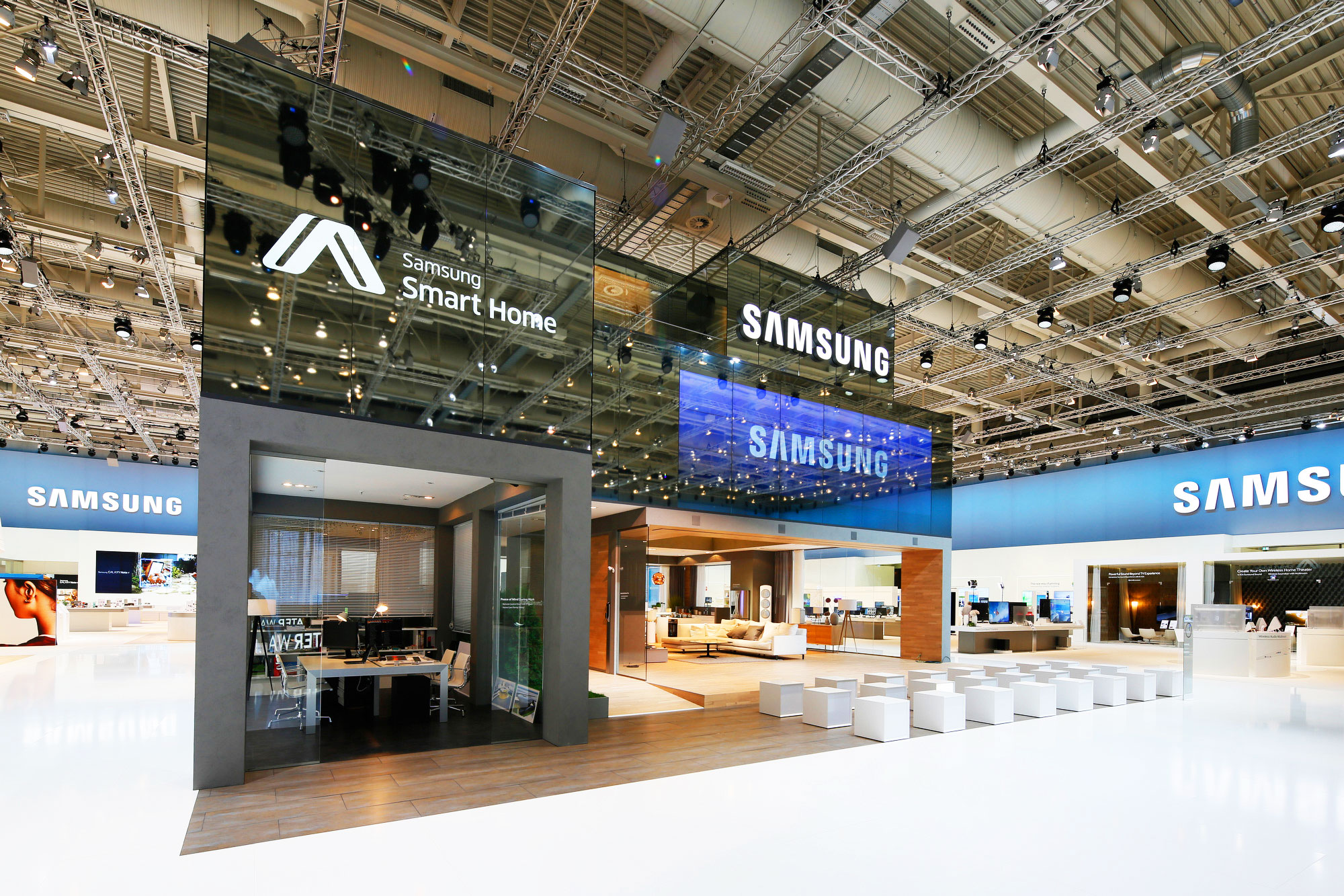 Lighting design for Samsungs IFA booth – project image 24