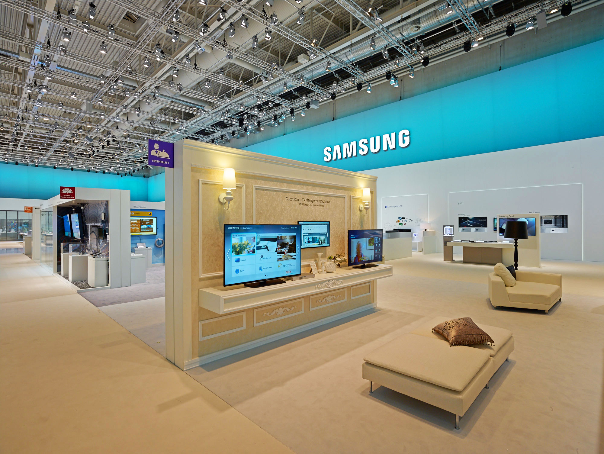 Lighting design for Samsungs IFA booth – project image 9