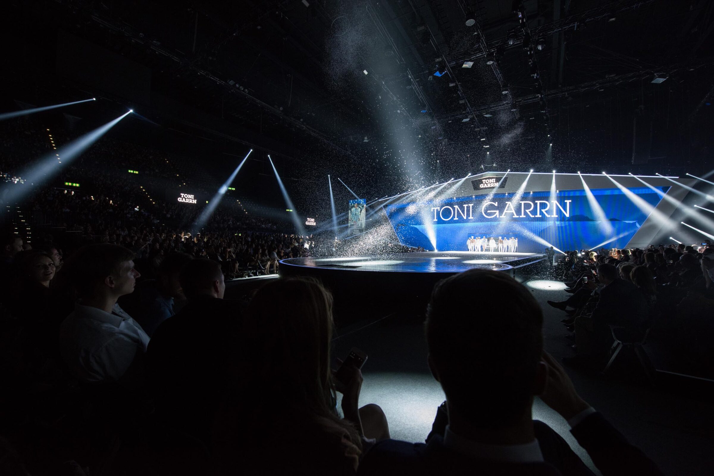 Lighting design for NRJ’s “Fashion Night” – project image 4