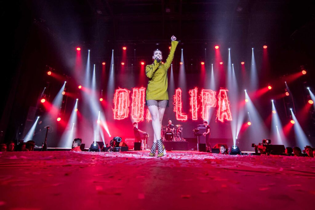 Lighting design for the One FM Star Night – project image 2