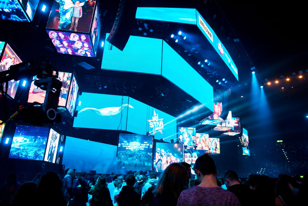 Lighting design for Radio NRJ’s “Star Night” – project image 21