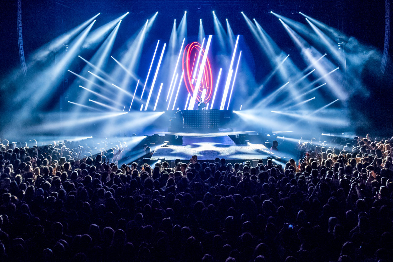 Lighting design for the One FM Star Night – project image 14