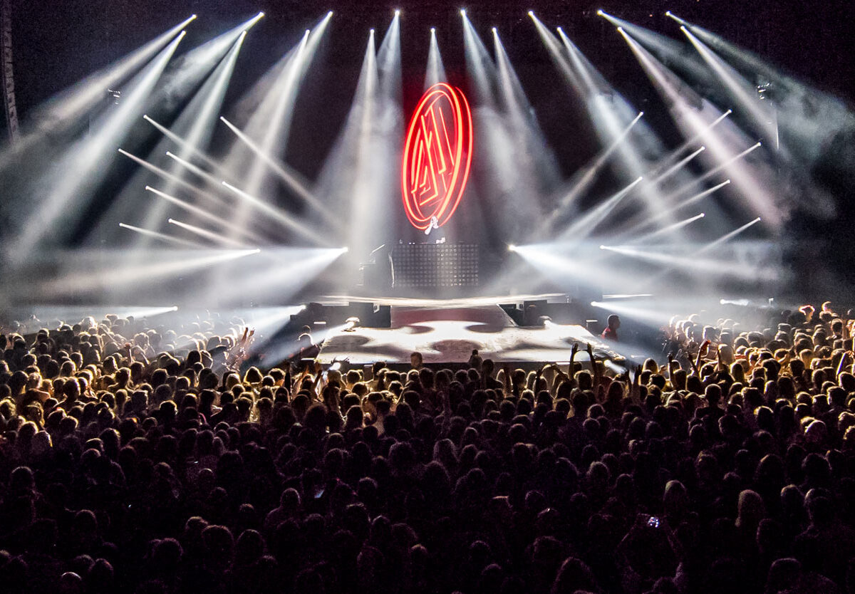 Lighting design for the One FM Star Night