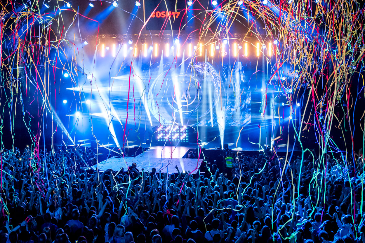 Lighting design for the One FM Star Night – project image 13
