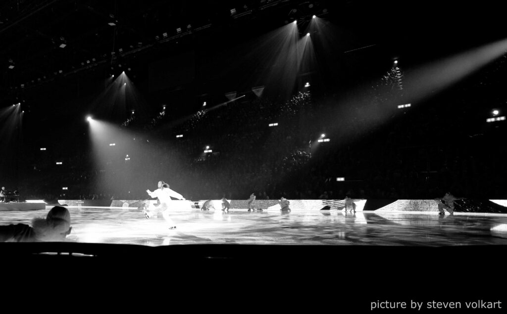 Lighting design for the “Art on Ice” tour – project image 2