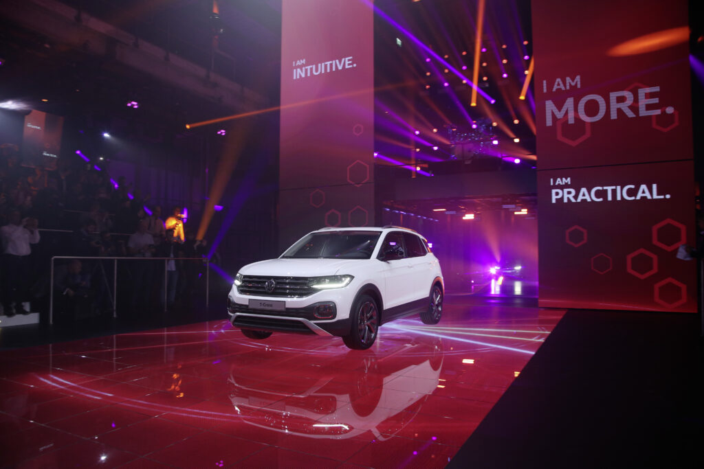 Lighting design for the VW T-Cross Weltpremiere – project image 11