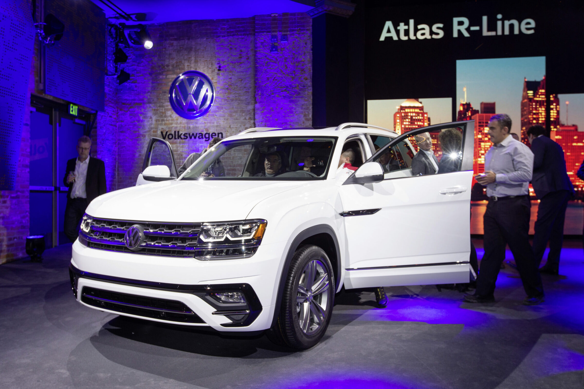 Lighting design for the VW Medianight – project image 2