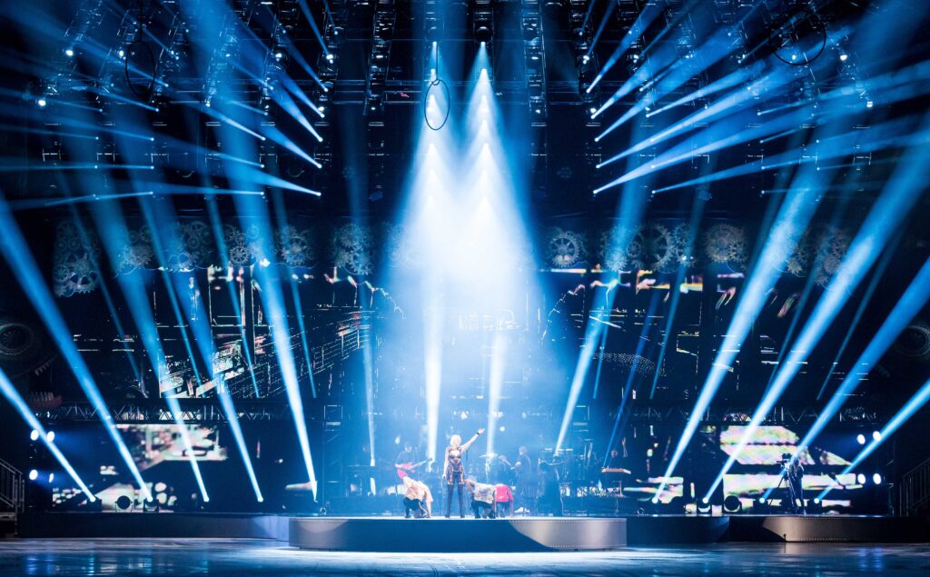 Lighting design for the “Art on Ice” tour – project image 18
